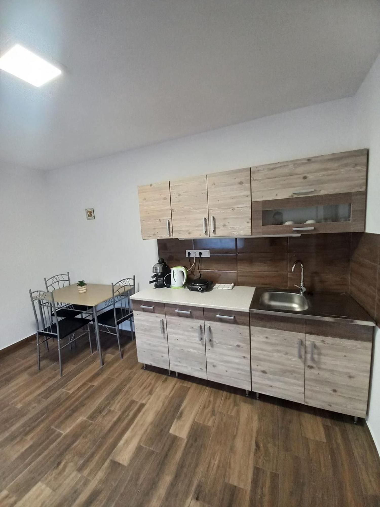 Oazis Apartman Sárospatak Buitenkant foto