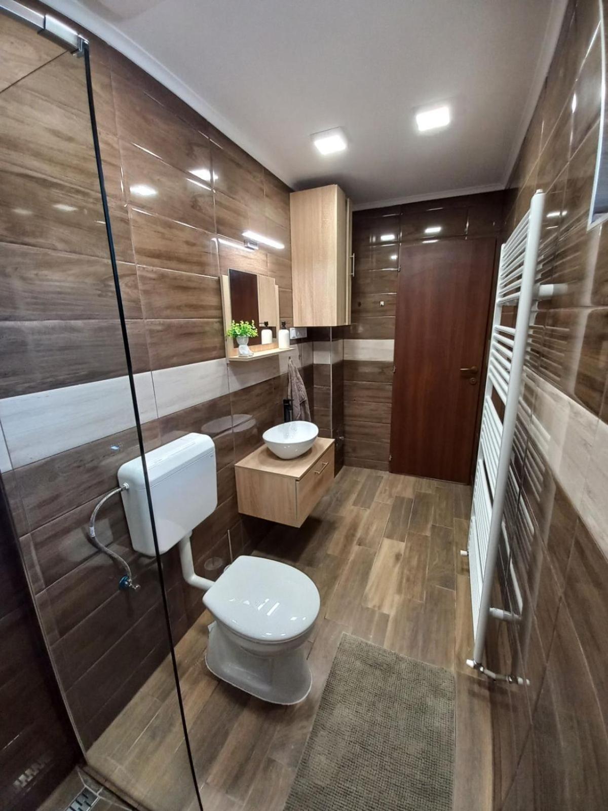 Oazis Apartman Sárospatak Buitenkant foto