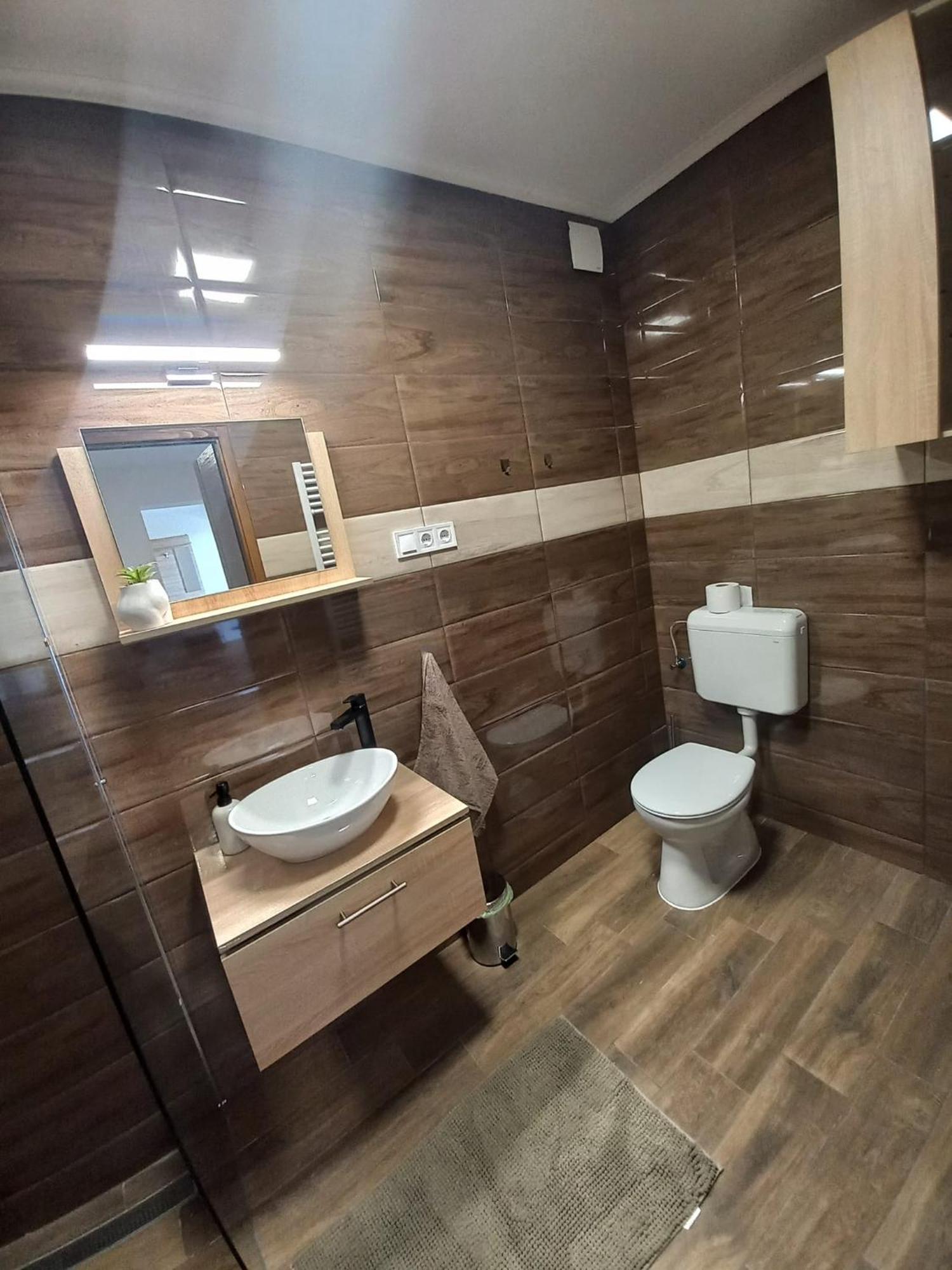 Oazis Apartman Sárospatak Buitenkant foto
